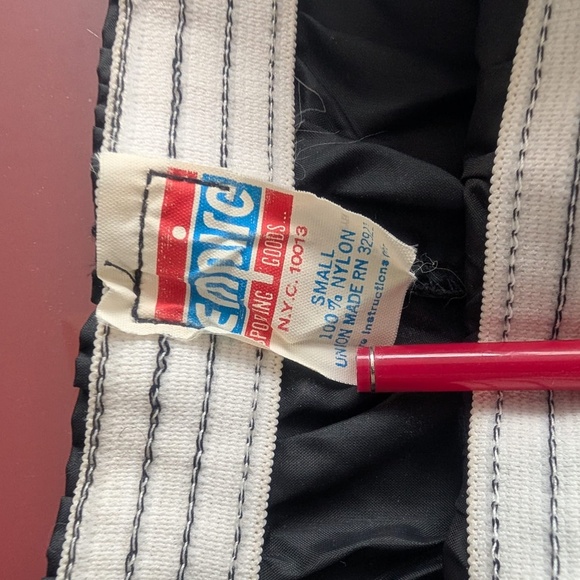 RARE, The Mighty J. Geils Band, hot pants, shorts, or athletic shorts - Picture 4 of 9